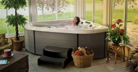 Jacuzzi Tub Basement Ideas - Openbasement