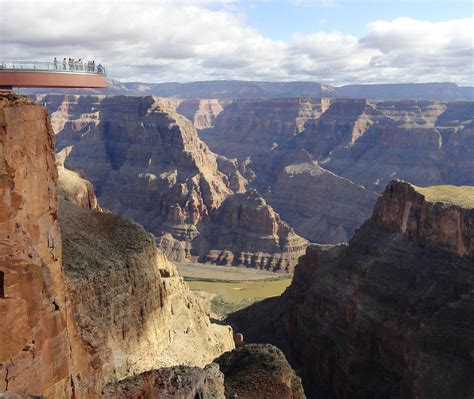 What to expect from the Grand Canyon Skywalk in 7 photos