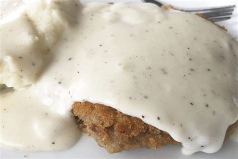 Easy White Country Gravy is made with 5 ingredients!