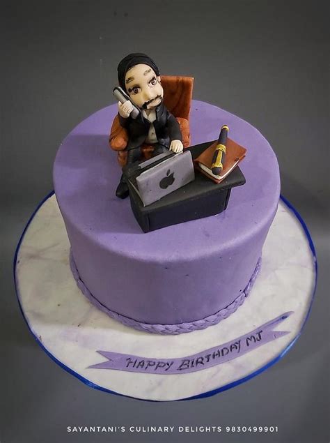 Boss Birthday Cake - Decorated Cake by Sayantanis - CakesDecor