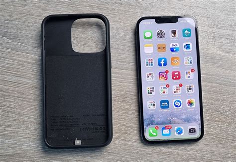 Newdery Battery Case for iPhone 13 and 13 Pro review | Macworld