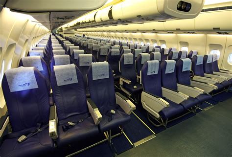 √ Airbus A300 Interior - Popular Century