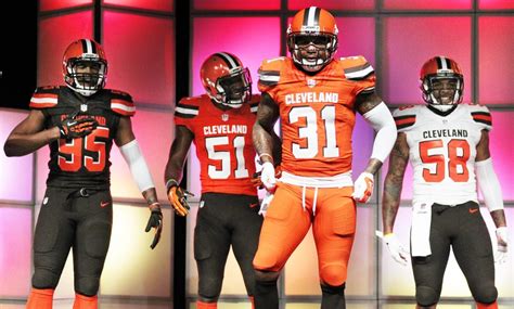 Ranking the best Cleveland Browns uniforms of all-time (updated for ...