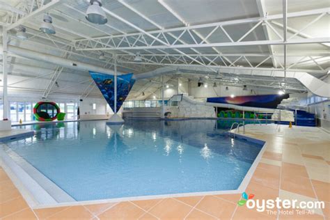 Blue Dolphin Holiday Park – Haven - The Indoor Pool at the Blue Dolphin Holiday Park | Oyster ...