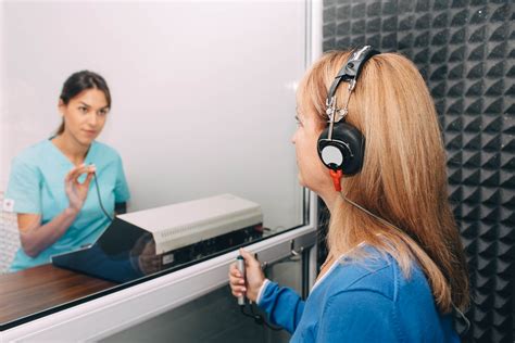 4 Must-Have Features in Your New Hearing Aids - Associated Audiologists