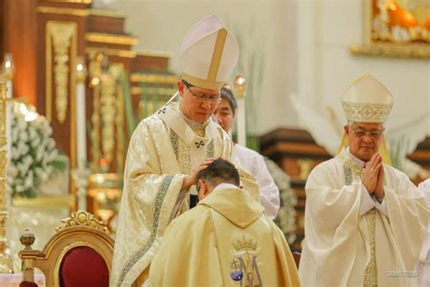 Cardinal Tagle: ‘Bishops, priests are God’s gift to you’ | CBCPNews