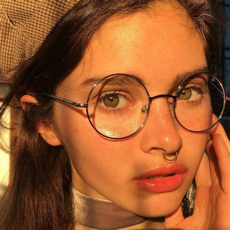 Pinterest || FLAME. →♡ @paawnny #orange aesthetic #specs #greeneyes | Piercing al naso, Occhiali ...