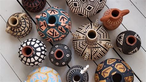 Sgraffito pottery: a history of the art and what to buy | House & Garden