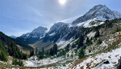 One highest reward vs effort hikes in Washington. Cascade Pass, WA, USA ...