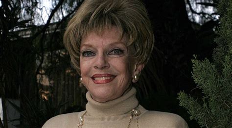 Muere Martha Roth, actriz del cine de oro mexicano