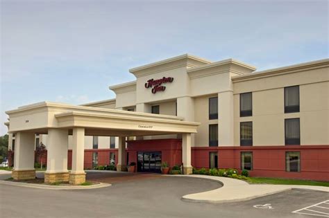 Hotels in Dubuque, IA - Find Hotels - Hilton