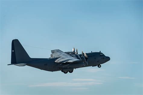 Chilean Air Force partners with US Air Force, Navy, Army for Mobility Guardian 2019 > U.S ...