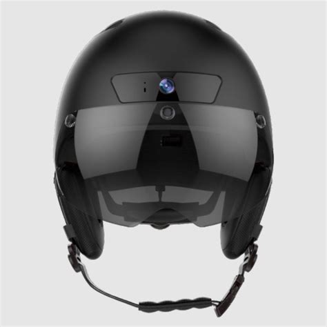 A Smart Helmet that Can Take Videos, Play Music, and More