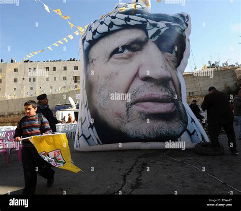 Fatah flag hi-res stock photography and images - Alamy