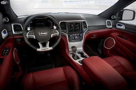 2022 Jeep Grand Cherokee Trackhawk SUV Interior Review - Seating, Infotainment, Dashboard and ...