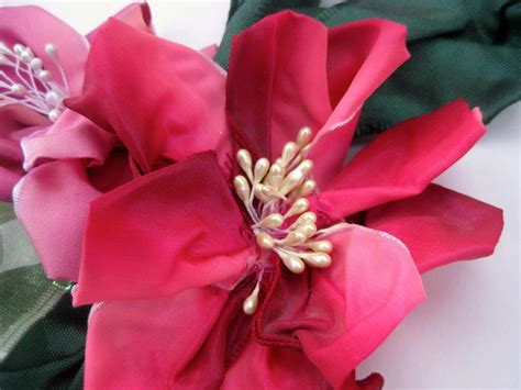 pinkflamingo61: Handmade silk flowers millinery ribbons