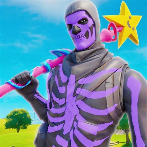 Envy 🔥 na Instagramie: „Purple Skull Trooper 💀 ~ (Credit: @livid.meow)————————————————————————🚀 ...