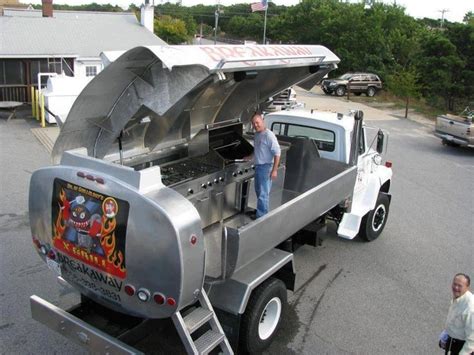 Wow This Is How You Do A Bar-B-Q | Trucks, Bbq pit, Bbq