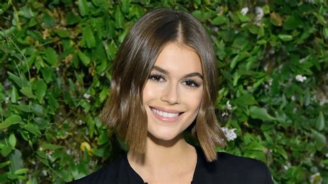 Kaia Gerber Debuts Long Pixie Haircut on Instagram — Photos | Allure