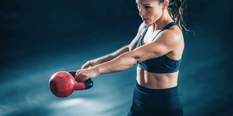 How to Do a Kettlebell Snatch, Plus Benefits and Variations