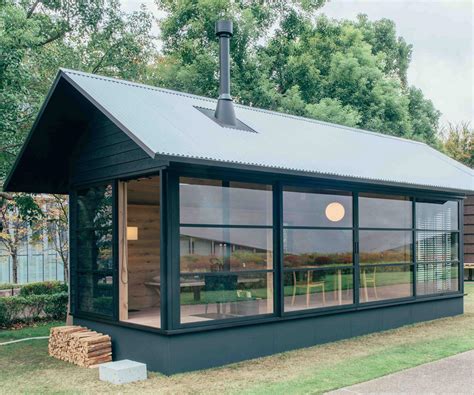 Japanese micro huts that are challenging the way we live - Your Home and Garden | 小さな小屋, 無印 小屋 ...