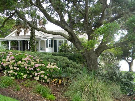 Three Pixie Lane: Cottages by the Sea