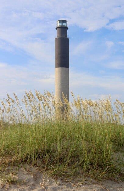 Premium Photo | Caswell beach lighthouse