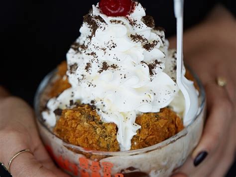 Where to Find Deep-Fried Ice Cream in Dubai | insydo