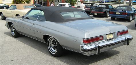 1978 Buick LeSabre - Information and photos - MOMENTcar