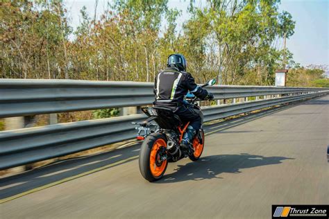 2020-KTM-Duke-390-BS6-Review (11) - Thrust Zone