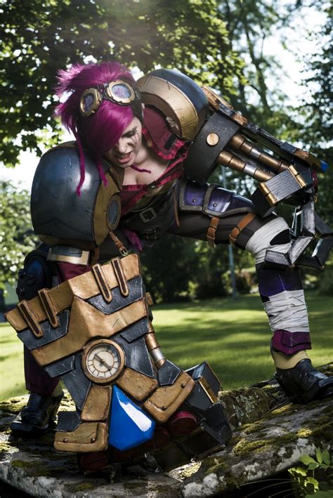 League of Legends - Gamer Cosplay Collection — GeekTyrant