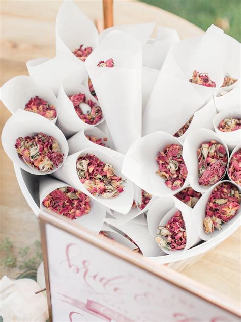 Cheap Rose Petals For Weddings: Budget-Friendly Ideas For An Enchanting Celebration - Gift Ideas ...