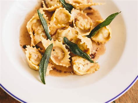 Best Italian Restaurants in Boston: 25 Hot Spots for Pasta