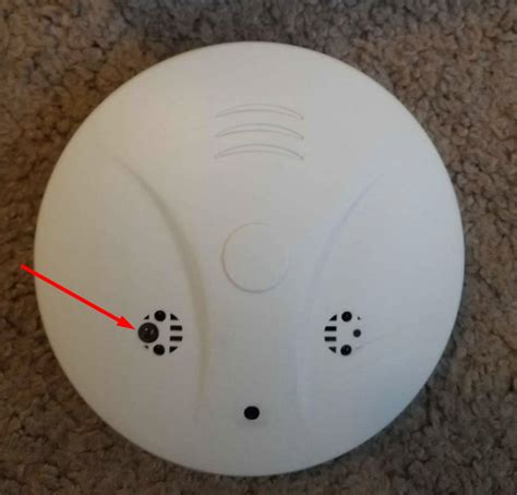 7 Ways to Know if a Smoke Detector Has a Hidden Camera – Ebony Camera