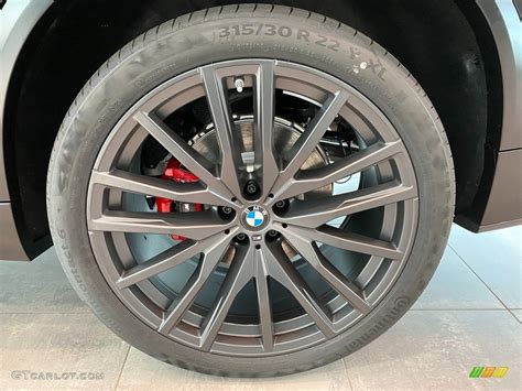 2022 BMW X5 xDrive40i Black Vermillion Edition Wheel Photos | GTCarLot.com