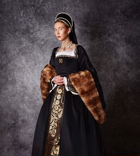 Tudor Gown Anne Boleyn Portrait Gown Black and Gold | Etsy