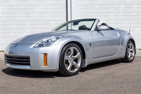 6k-Mile 2007 Nissan 350Z Roadster 6-Speed for sale on BaT Auctions - closed on November 4, 2022 ...