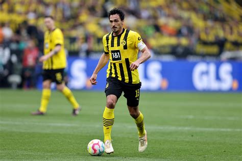 Borussia Dortmund wish to extend Mats Hummels' contract: "We are in ...