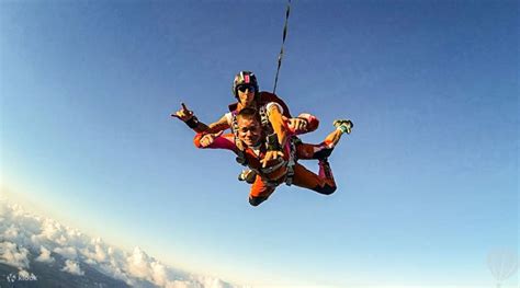 Skydiving Mauritius - Klook India