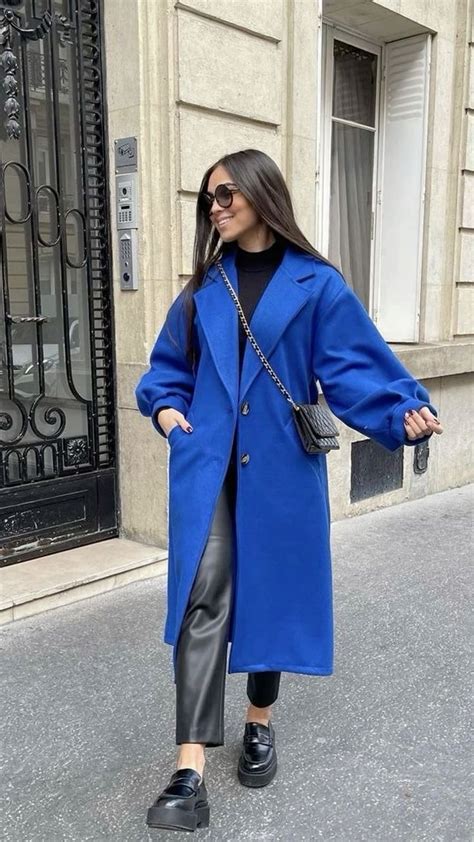 Blue winter coat | Mode hivernale, Mode femme jaune, Mode femme