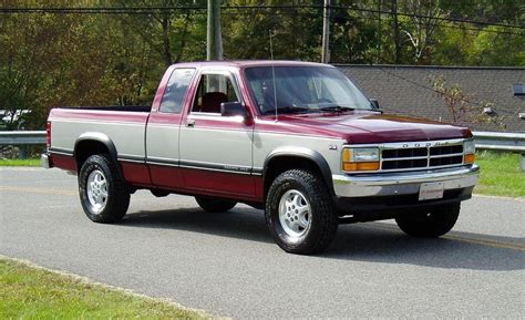 1995 Dodge Dakota SLT: 40K Original Miles – Barn Finds