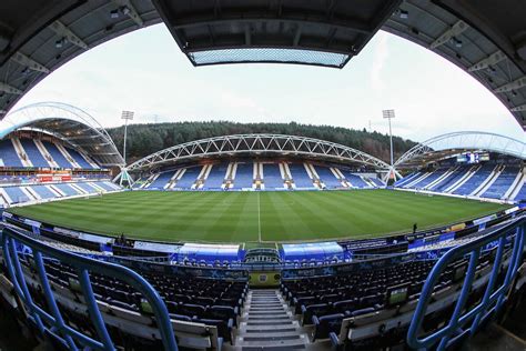 Huddersfield Giants face uncertain change of plan on John Smith's ...