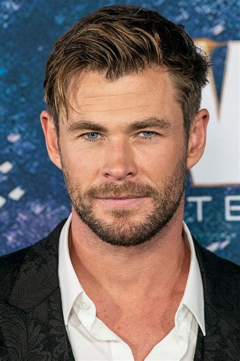 How To Get Chris Hemsworth Thor Ragnarok Haircut | MensHaircuts.com