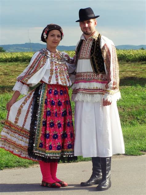 Croatian traditional clothing | Costume traditionnel, Costume, Traditionnel