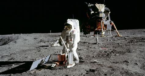 Apparently We Misheard Neil Armstrong’s Iconic Words from the Moon Landing – Dusty Old Thing