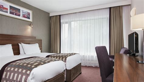 Dublin Hotel, Christchurch: Photo Gallery | Leonardo Hotels