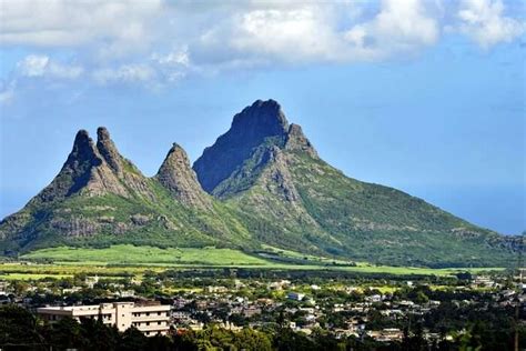 4 Places To Visit Near Curepipe Botanic Gardens, Mauritius