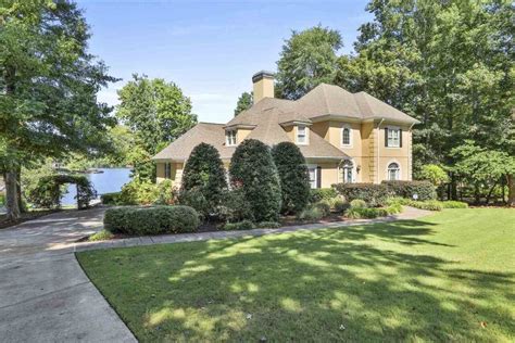 Newnan, GA Real Estate - Newnan Homes for Sale | realtor.com®