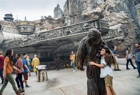 Disneyland Resort Celebrates Star Wars with Limited Time Experiences