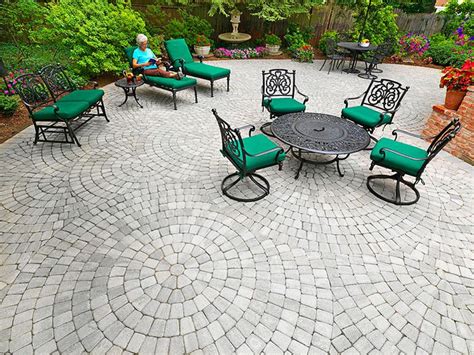 17 Best images about Block Paving on Pinterest | Gardens, Circles and ...